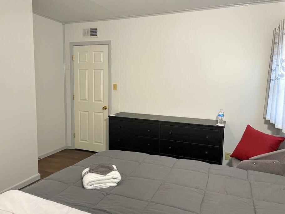 ウォキーガン*King Bed/3Bds House Near Naval Base & 6Flags*アパートメント エクステリア 写真